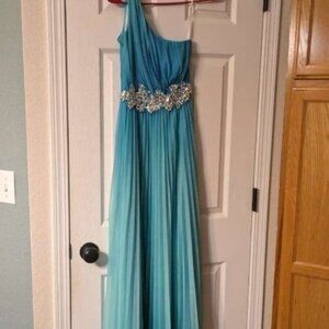 Speechless light blue prom dress